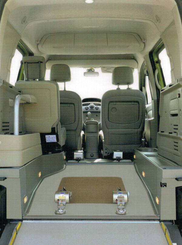 kangoo modificato vano di carico